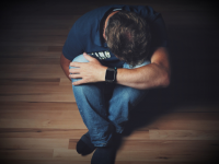 Wat is eenzaamheid?  Eenzaamheid is je niet verbonden voelen. Je mist een hechte, emotionele band met...